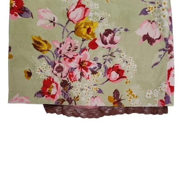 Elevenses by Anthro | Women's Green Pink Velvet Pencil Skirt - Size 8 - Flaw - Picture 5 of 8